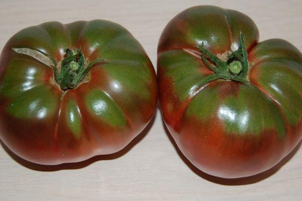 Deux tomates