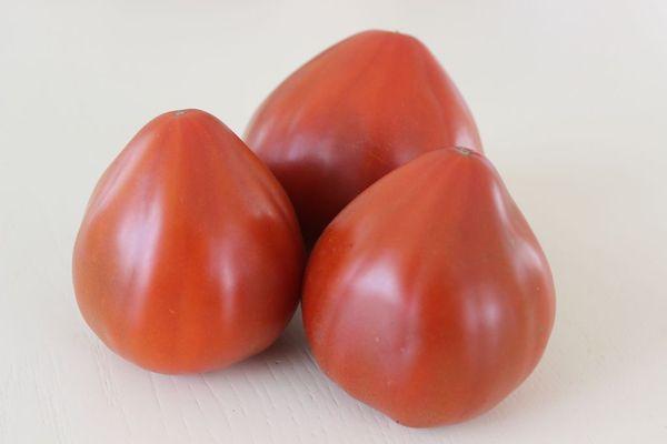 Trois tomates