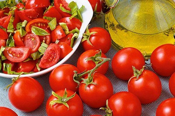 มะเขือเทศเชอร์รี่