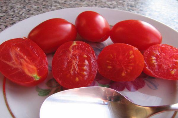 มะเขือเทศอมยิ้ม