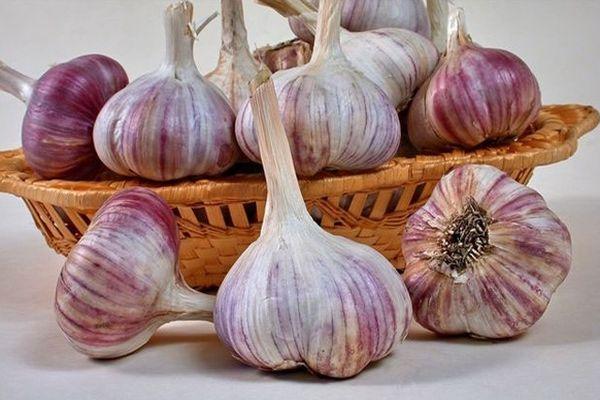 หัวกระเทียม