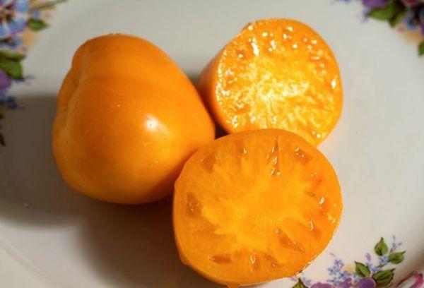 มะเขือเทศสีเหลือง