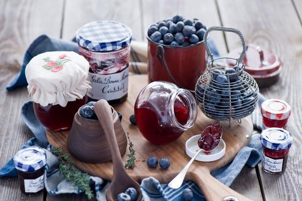 แยมบลูเบอร์รี่ในชาม