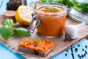 Les meilleures recettes de caviar de courge pour l'hiver et comment le préparer à la maison, comme celui acheté en magasin.