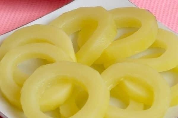 rondelles de courgettes comme de l'ananas