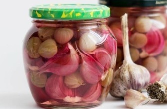 โถกระเทียมดองและมะยม