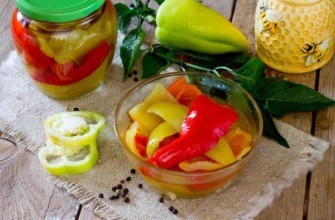 พริกไทยในน้ำมันในขวดเล็ก