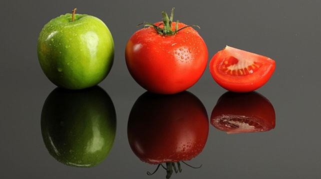 มะเขือเทศและแอปเปิ้ลสำหรับฤดูหนาว