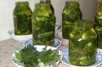 แตงกวาใบโอ๊คในขวด