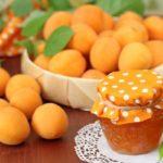 แยมพีชในขวดเล็ก