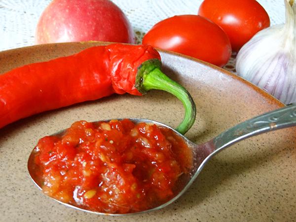 adjika de courgettes