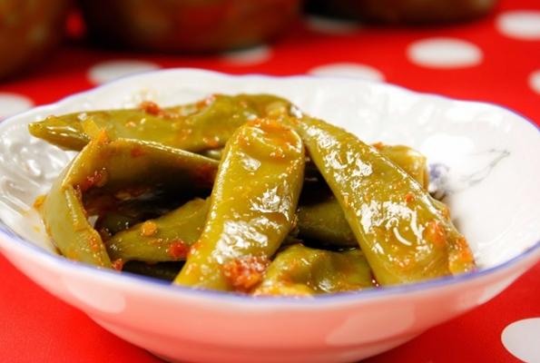 poivre tsitsak dans une assiette