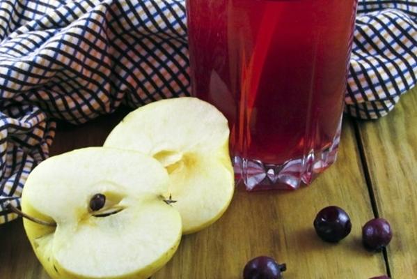jus de pommes et de groseilles