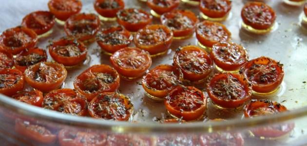tomates cerises séchées au soleil
