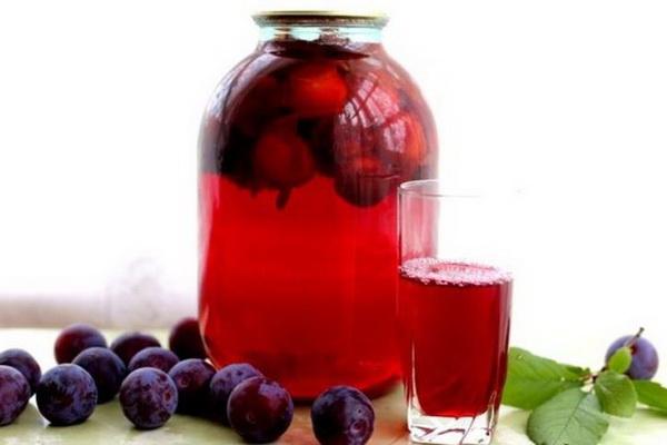 น้ำพลัมในขวดใหญ่