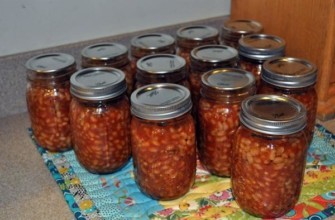 โลบิโอในซอสมะเขือเทศในขวด