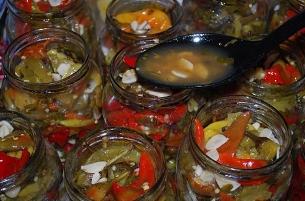 tsitsak mariné en bocaux