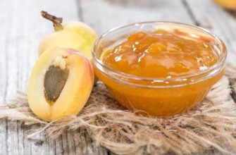 แยมแอปริคอตในชาม