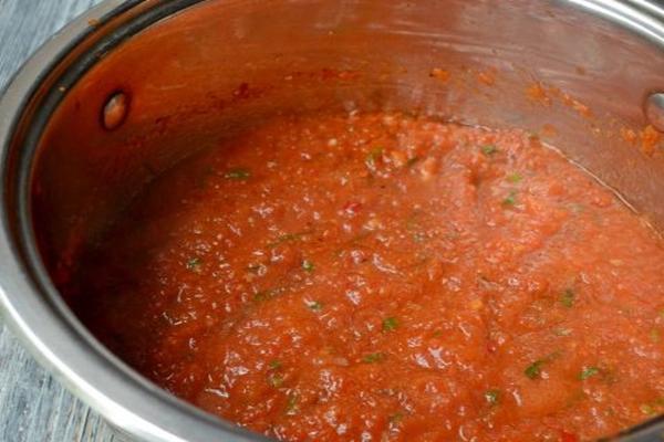 กระบวนการปรุงอาหาร lyutenitsa