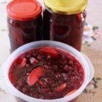 ลิงกอนเบอร์รี่ในขวดโหล