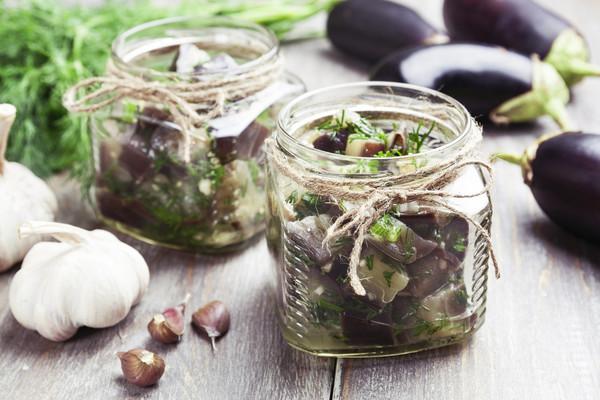 เห็ดสีน้ำเงินหมักเกลือแห้ง