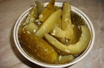 แตงกวาจีนกับมัสตาร์ดในชาม