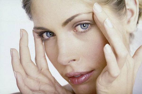 ริ้วรอยบนตัวผู้หญิง