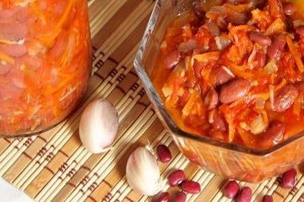 โลบิโอกับแครอทและกระเทียม