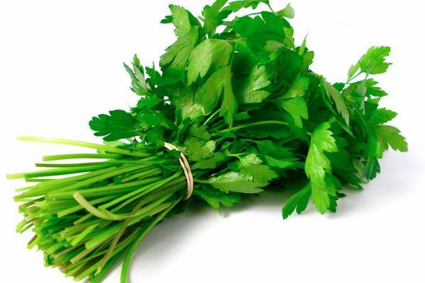 ผักใบเขียวจำนวนหนึ่ง