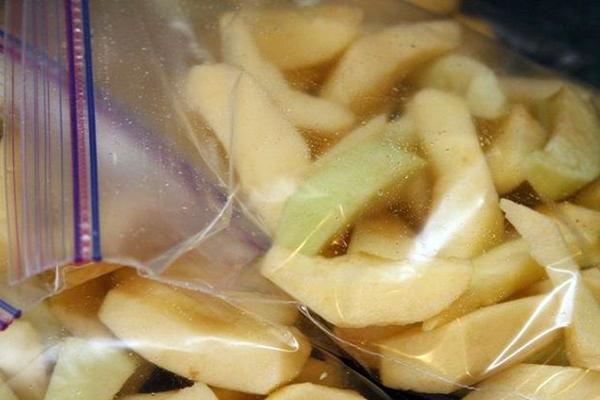 pommes congelées dans un sac