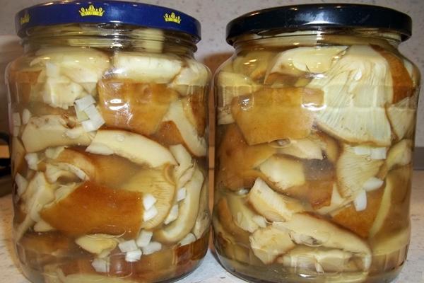 เห็ดดองนมในขวด