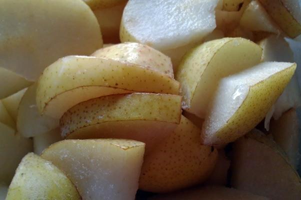 ลูกแพร์หั่นบาง ๆ