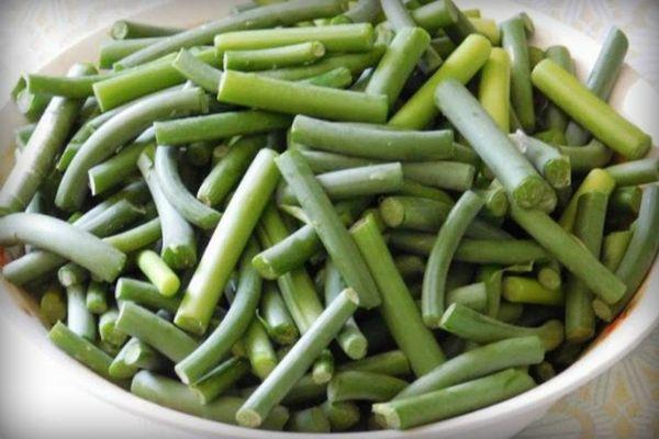 ลูกศรกระเทียม