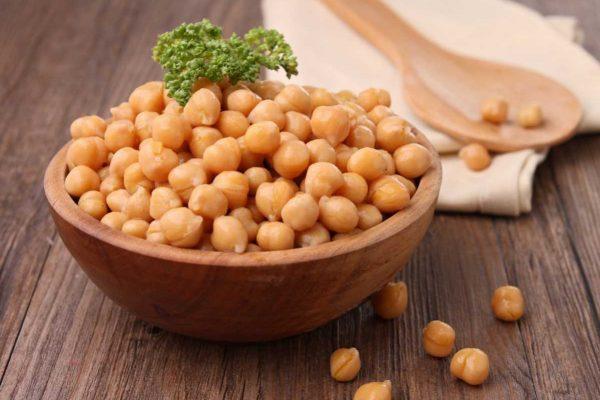 ถั่วชิกพีในชาม