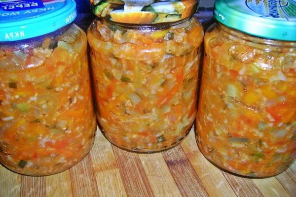 ซุปผักดองกับข้าวในขวด