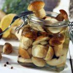 เห็ดพอชินีดองในขวด