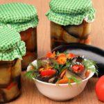 rouleaux d'aubergines en bocaux