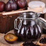 ลูกพลัมและแยม