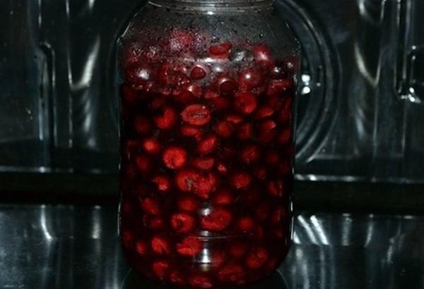 โถเบอร์รี่ในไมโครเวฟ