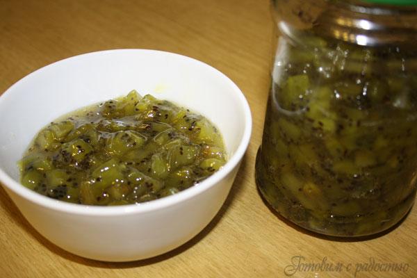 แยมกีวีในขวด