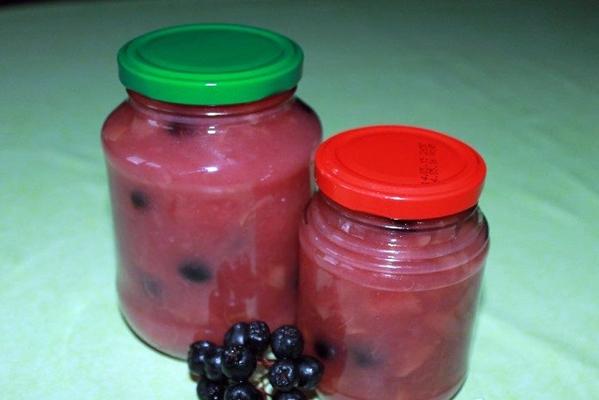 แยมโช้กเบอร์รี่กับแอปเปิ้ลในขวด