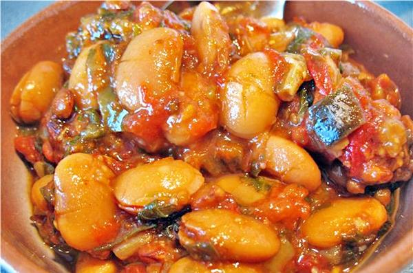 สลัดกับโลบิโอ