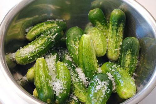 แตงกวาดอง