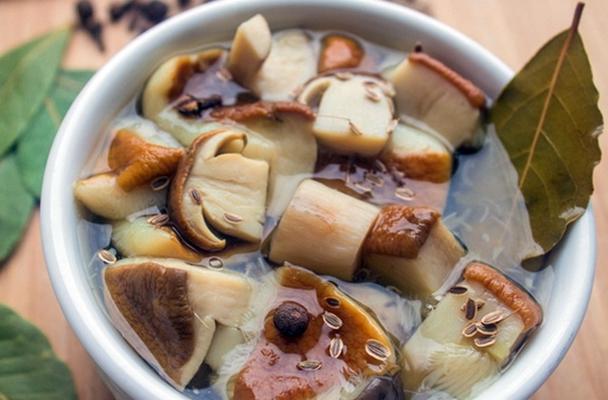 การดองเห็ดแอสเพน