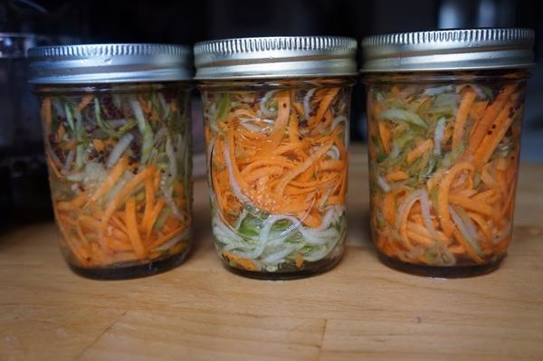 Carottes et courgettes à la coréenne pour l'hiver