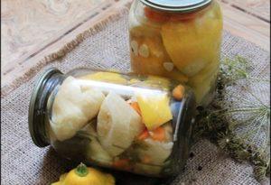 11 สูตรดองสควอชแสนอร่อยและรวดเร็วสำหรับฤดูหนาวที่จะทำให้คุณเลียนิ้ว