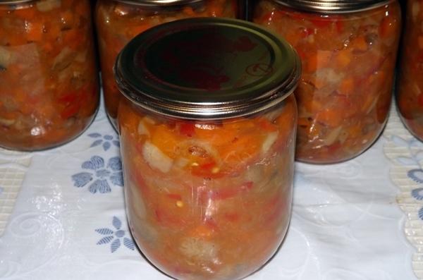 solyanka aux champignons et concentré de tomates