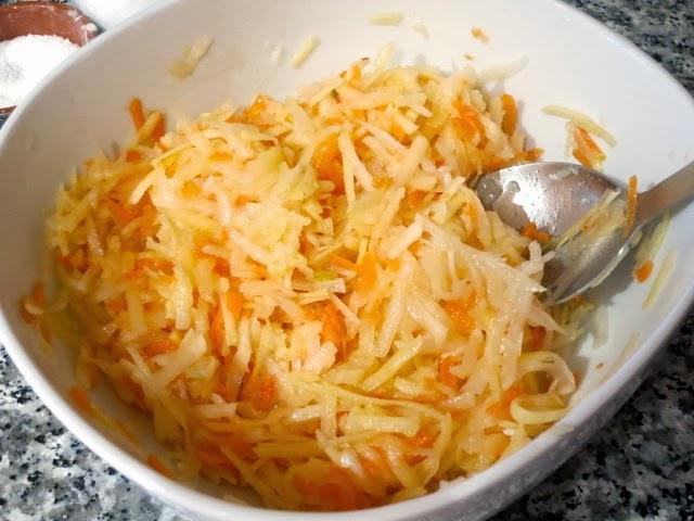 อาหารเรียกน้ำย่อยกับแครอทและแอปเปิ้ล