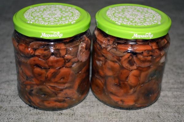 capsules de lait au safran en pots