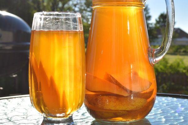 แยมลูกแพร์ในเหยือก